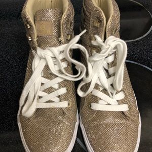 So cute sparkly gold sneakers